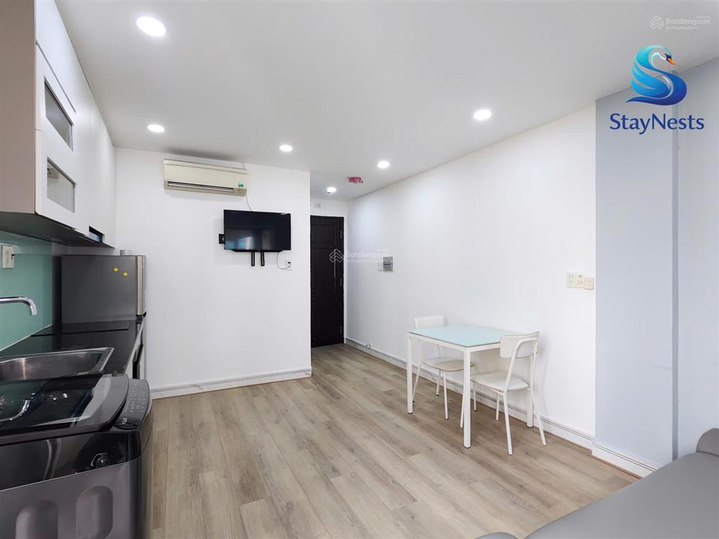1pn 1pk có logia, nhà mới làm nội thất đẹp đối diện cổng sân bay tsn, trường sơn
