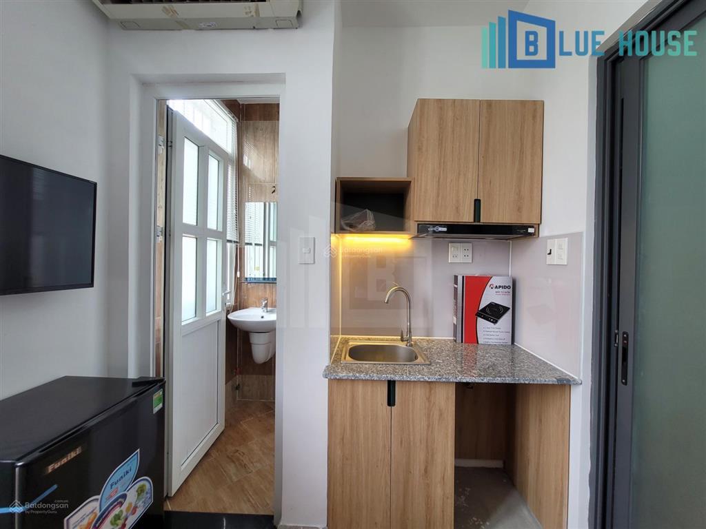 Phòng mới, đẹp, an ninh, cửa sổ trời thông thoáng, full nội thất. ngay công viên lê thị riêng cmt8