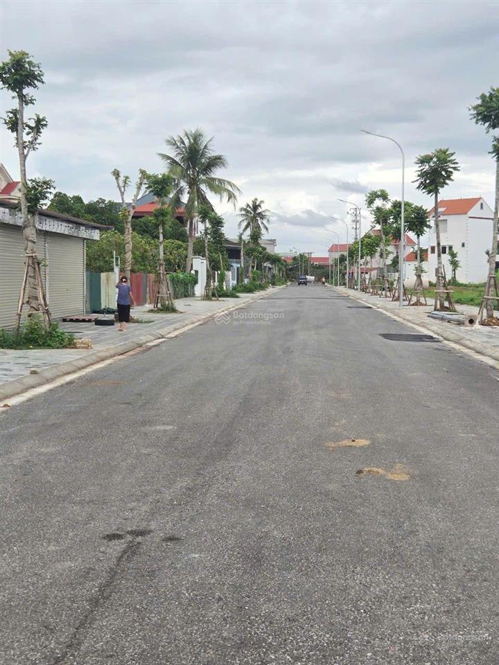 Bán đất mặt đường trung tâm dự án chũ center park