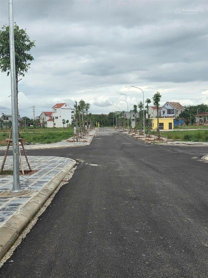 Bán đất mặt đường trung tâm dự án chũ center park