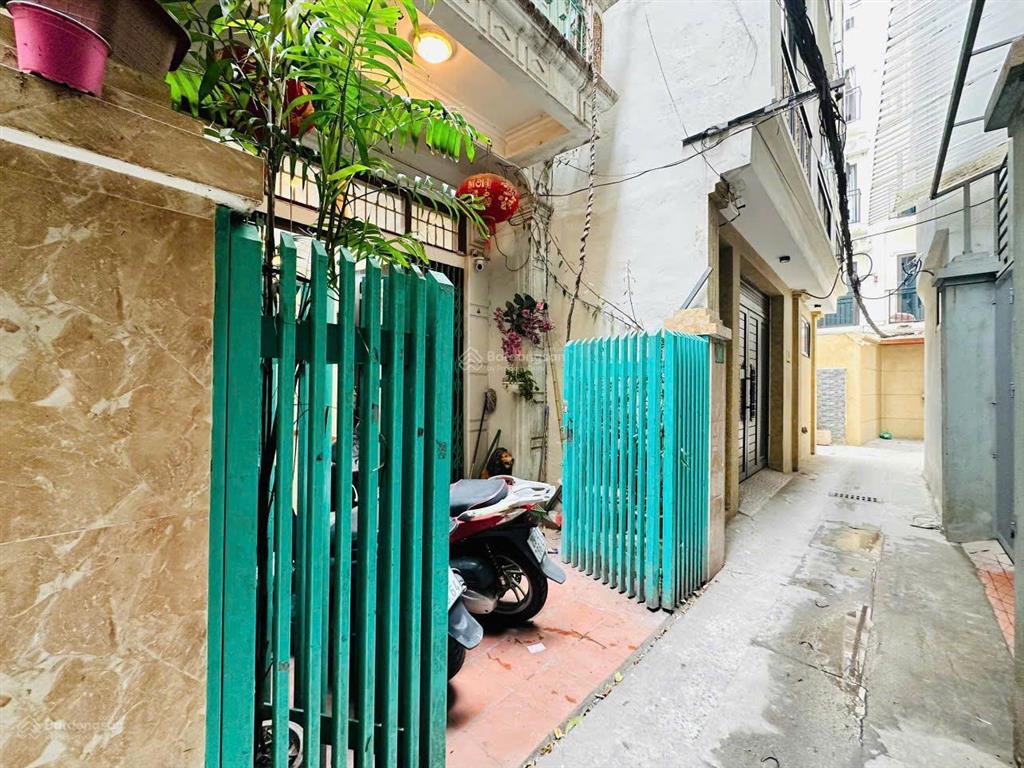 Cho thuê nhà riêng phố quan nhân, phường nhân chính, quận thanh xuân, hà nội