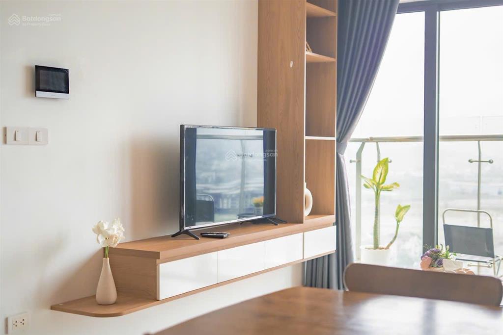 Bán căn hộ nera garden 66,09m2 full nội thất, view phú mỹ an hướng nam, giá 2,4x tỷ