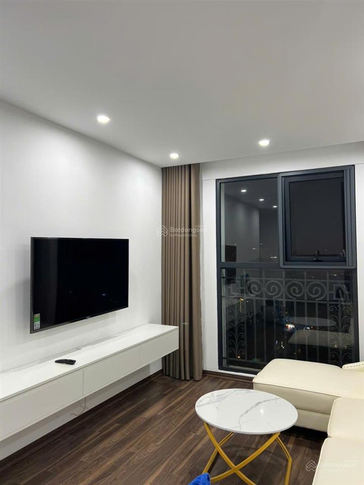Chủ nhà cần bán gấp căn hộ tại tòa ct8 the emerald đình thôn mỹ đình, tòa e4. tầng trung dt 104m2