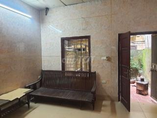 Chính chủ cho thuê nhà cấp 4 tại ngõ 460/7/11 đường Thụy Khuê