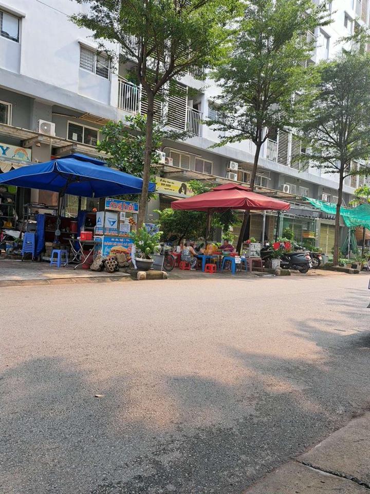 CHO THUÊ SHOPHOUSE EHOMES Q.9 ĐỐI DIỆN GLOBAL CITY Q.2