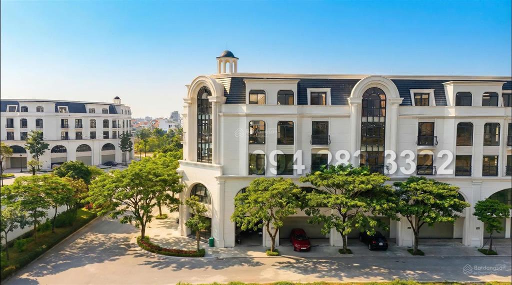 Chính chủ gửi bán căn liền kề shophouse phân khu thịnh vượng 135m2 giá rẻ hướng đông nam