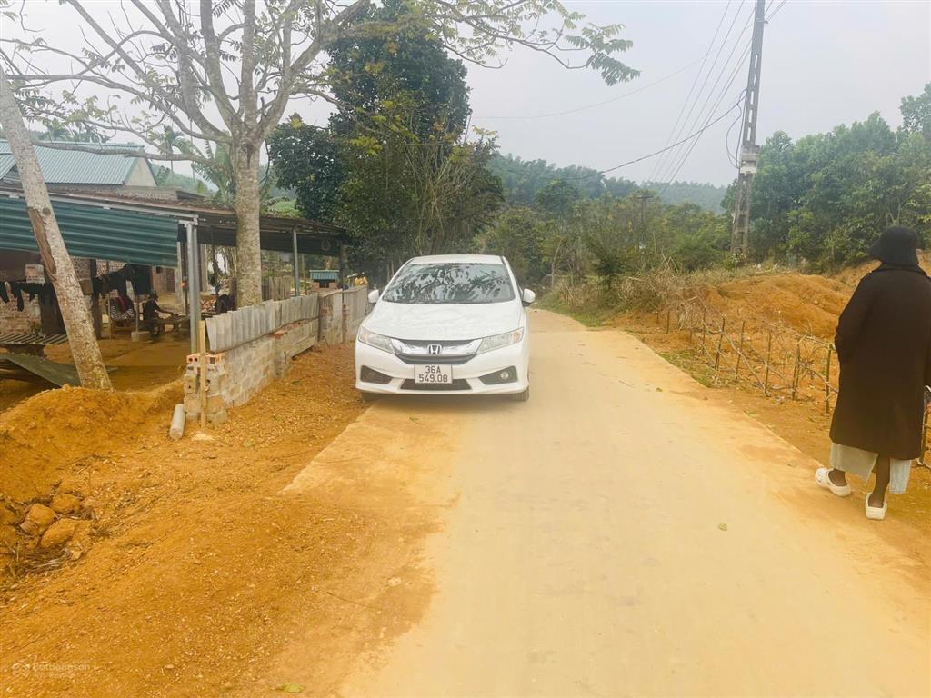 Bán đất 172m2 trung tâm xã nguyệt ấn, ngọc lặc đường bê tông 8m ô tô tránh giá 128 triệu