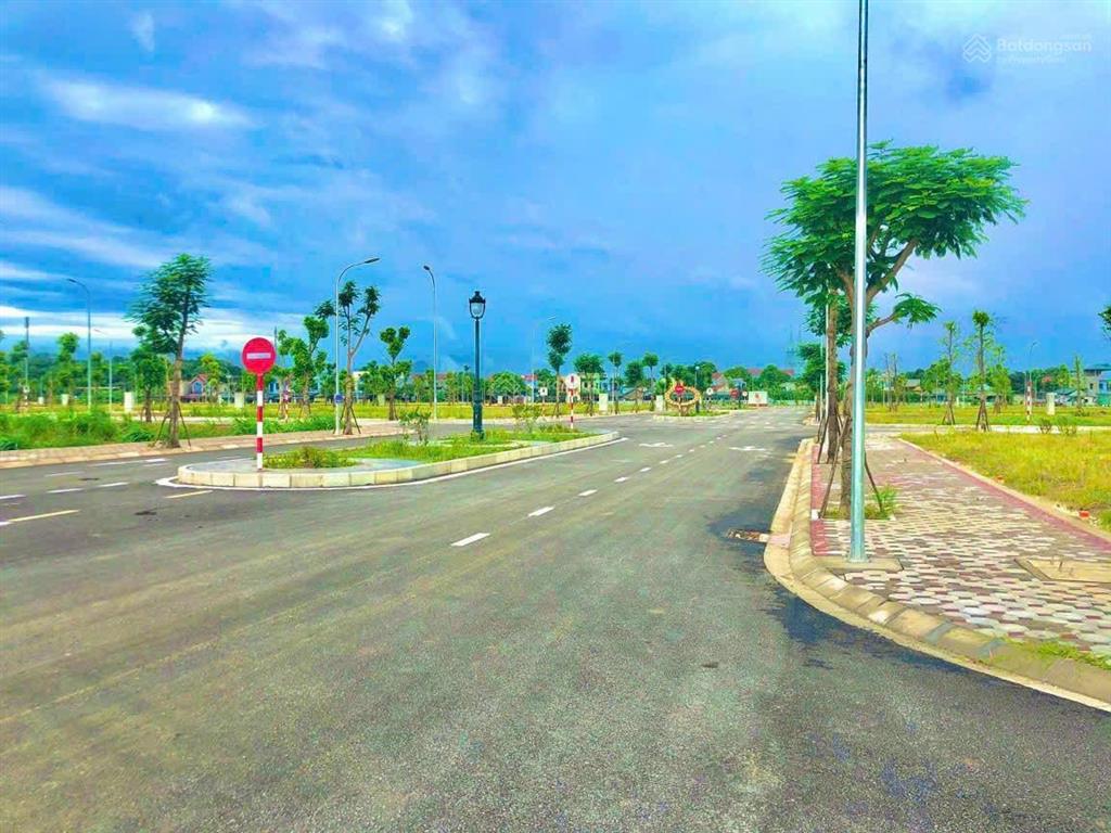 Bán đất dự án tnr lam sơn thọ xuân thanh hoá, đường 16,5m view công viên