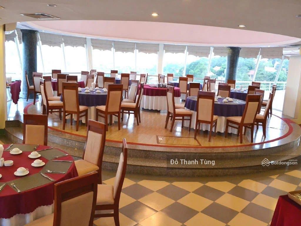 Chuyển nhượng khách sạn sao mai, tuần châu, hạ long. view biển, đẹp trong đảo. giá đầu tư 165 tỷ