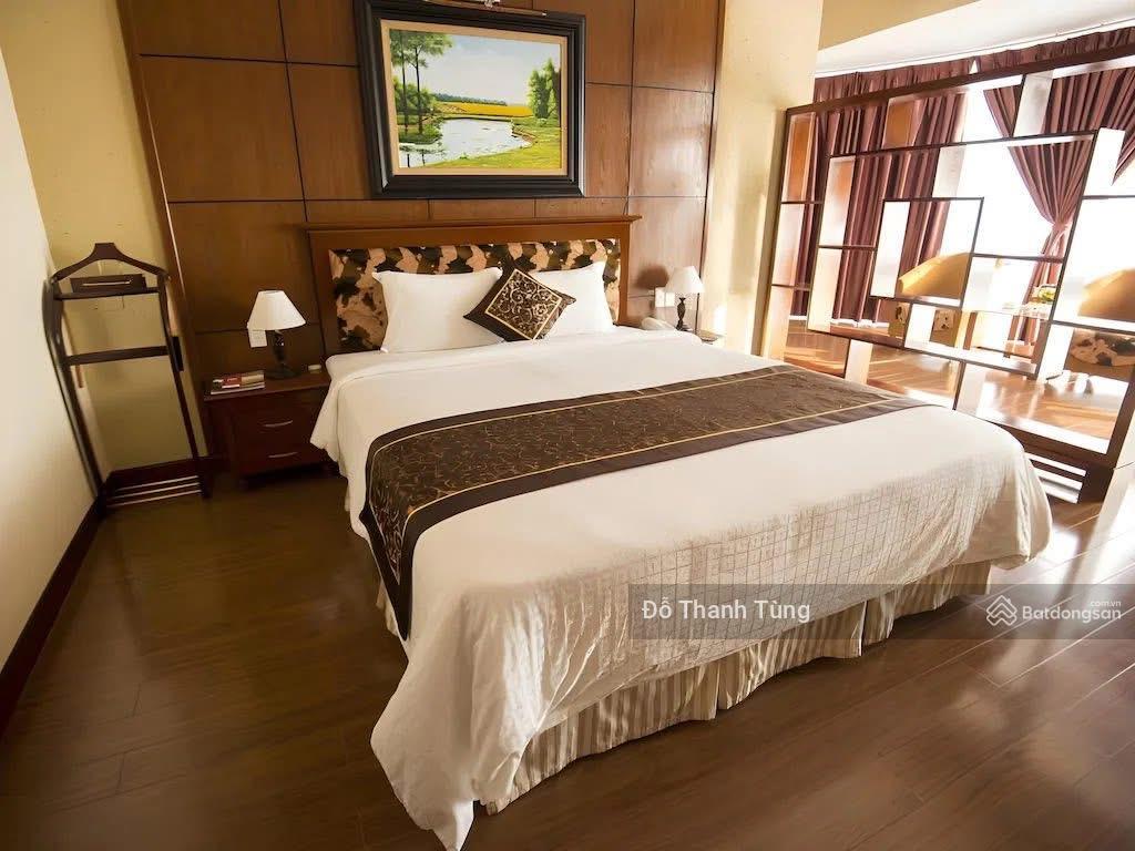 Chuyển nhượng khách sạn sao mai, tuần châu, hạ long. view biển, đẹp trong đảo. giá đầu tư 165 tỷ