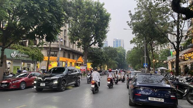 Bán đất hiếm tại phố thợ nhuộm, 550 tỷ, 490m2, hoàn kiếm, hà nội