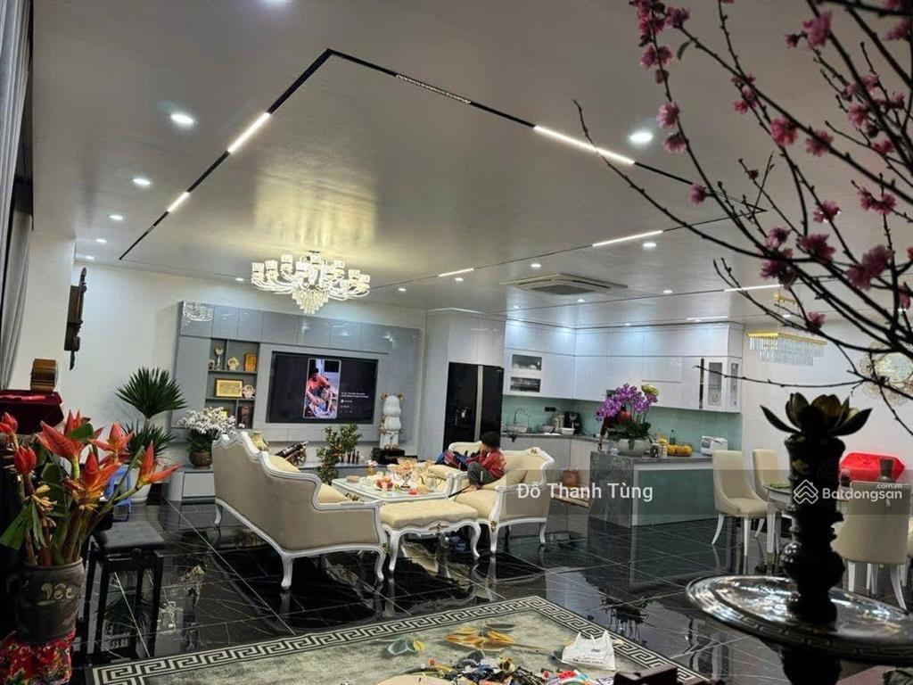 Bán căn duplex lô góc đẹp tòa rainbow hà đông. diện tích 410m2, tặng full nội thất. giá 21 tỷ có tl