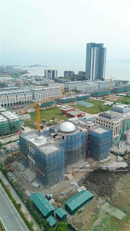 Chuyển nhượng mảnh đất vàng xây khách sạn tại hạ long. vị trí đẹp, diện tích rộng, giá 98 tỷ có tl
