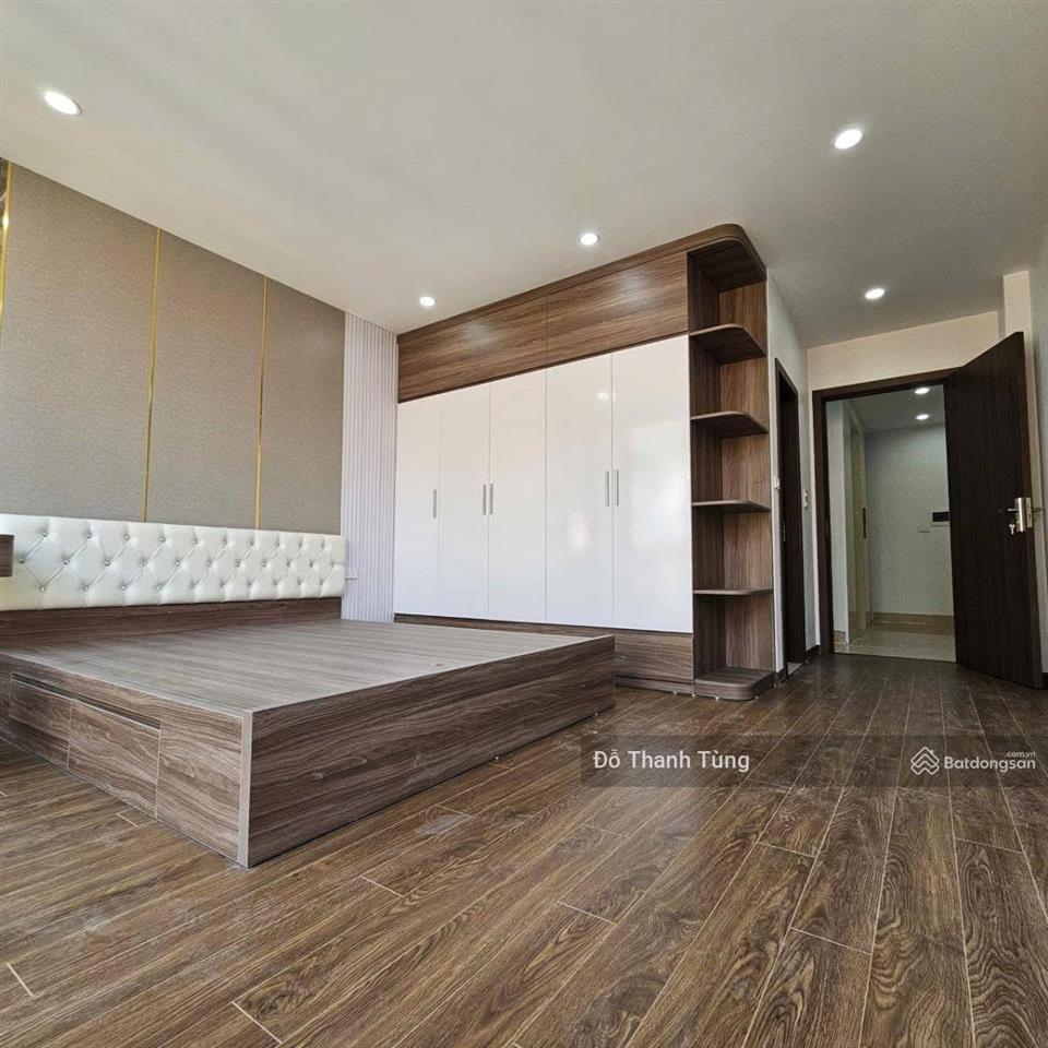 Bán gấp nhà nguyễn lam, phúc lợi, long biên. 6 tầng thang máy bề thế, tiện ích đầy đủ. giá 12,5 tỷ