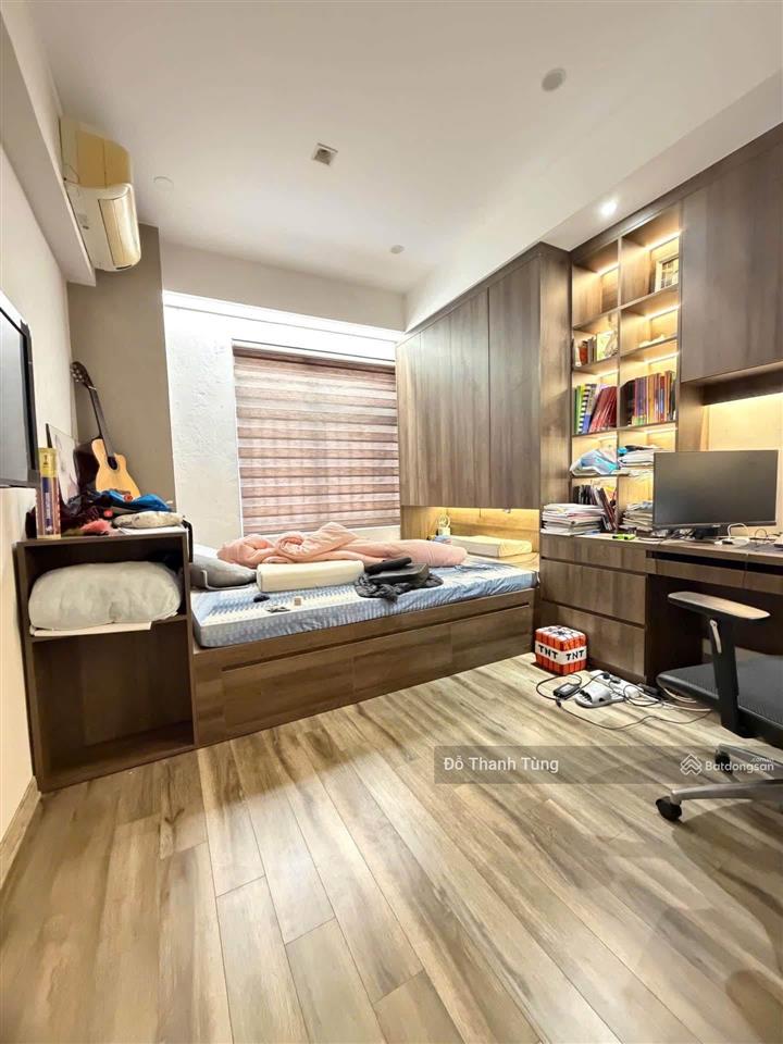 Bán nhanh căn chung cư tòa no17  2 khu đô thị sài đồng. tầng trung đẹp khu, lô góc thoáng sáng