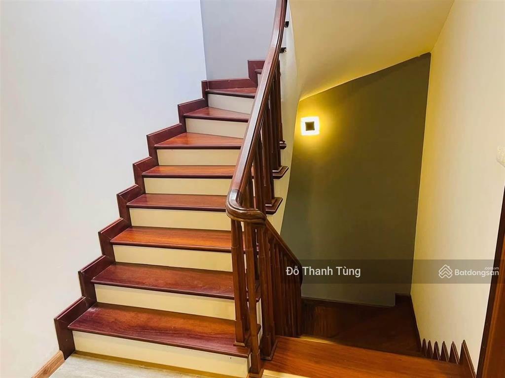 Bán biệt thự khu vip tây nam linh đàm, không gian yên tĩnh, nhiều cây xanh. nơi tinh hoa hội tụ.