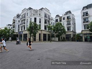 The diamond point bán căn 145m, không gian sống đẳng cấp, vị trí đắc địa long biên! giá 45 tỷ