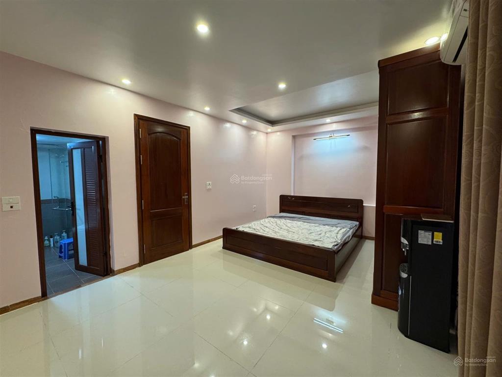 Bán nhanh nhà 4 tầng view vườn hoa, gần vin smart city, 120m2, 25 tỷ, 0888 516 ***