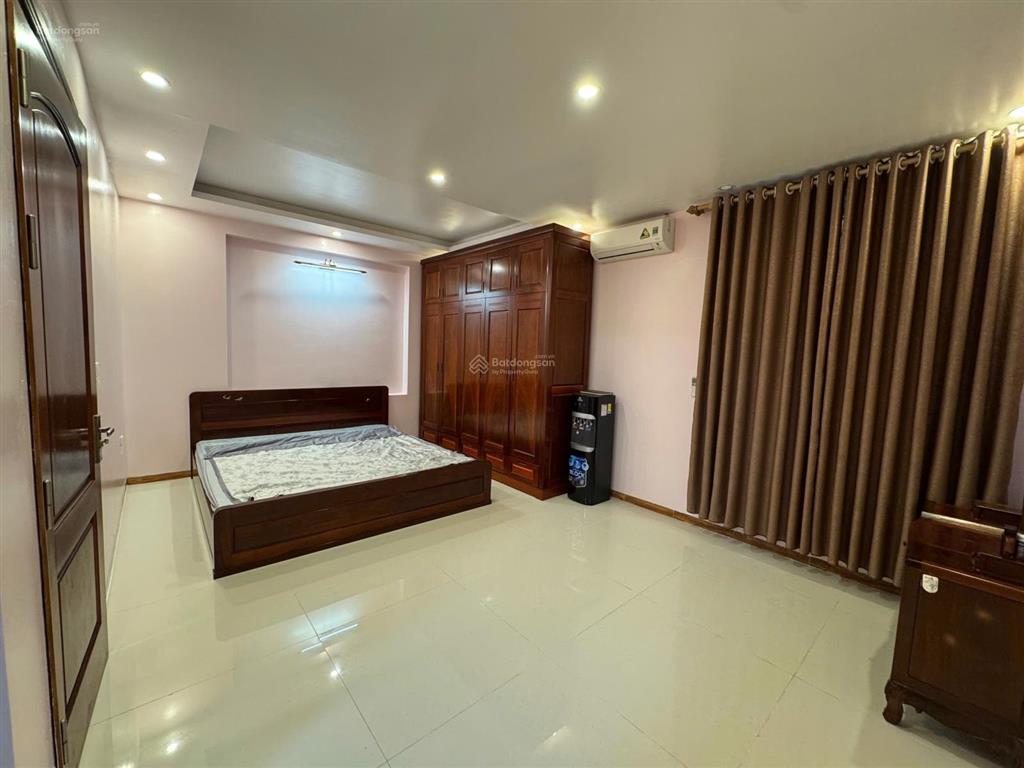 Bán nhanh nhà 4 tầng view vườn hoa, gần vin smart city, 120m2, 25 tỷ, 0888 516 ***