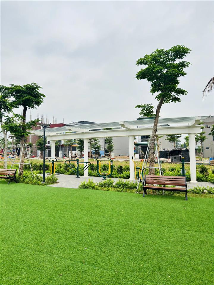 Bán lô đất nền trung tâm kđt mới hữu lũng, 100m2 view công viên siêu đẹp, gần kcn vsip lạng sơn