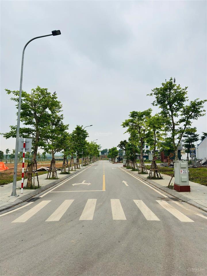 Bán lô đất nền trung tâm kđt mới hữu lũng, 100m2 view công viên siêu đẹp, gần kcn vsip lạng sơn