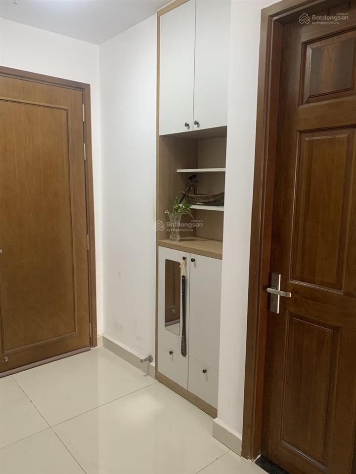 Bán ch sky center 2pn, 2wc,dt 75m,đầy đủ nội thất giá 6 tỷ.cho thuê giá 16tr