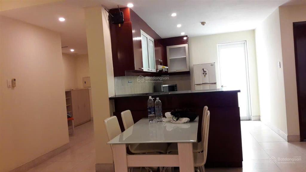 Cần cho thuê gấp căn hộ hùng vương plaza q5, 128m2, 2pn, 3wc, đầy đủ nội thất giá 20 tr
