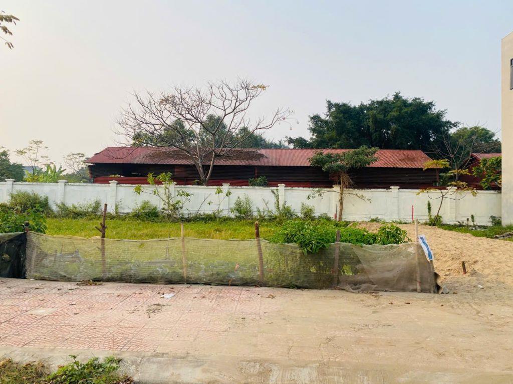 Bán đất ban chỉ huy quân sự Tỉnh, Lai Sơn, Đồng Tâm, Vĩnh Yên. DT 95m2 view vườn hoa