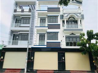 Bán nhà nguyên căn ngay vòng xoay nguyễn bình, 80m2, 3 tầng, 4pn, giá 11 tỷ.  0909 323 ***  phượng