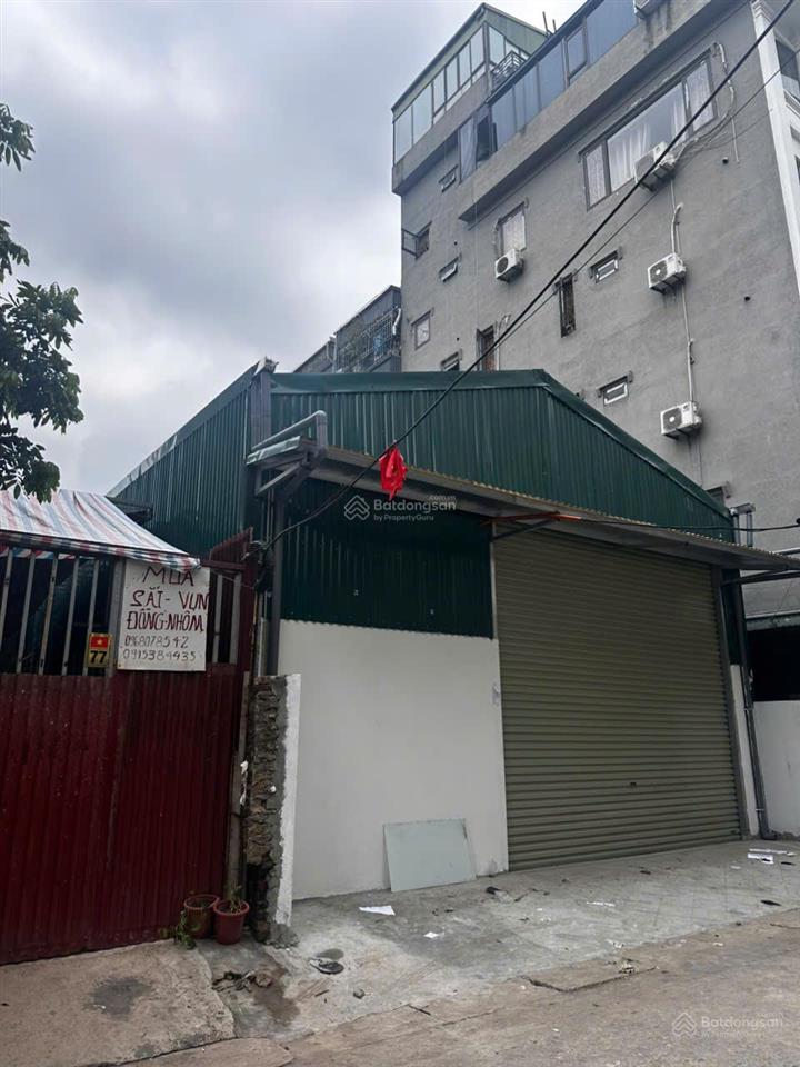 Chính chủ cho thuê kho xưởng mặt đường ô tô tải tránh phố tân mai 250m2, vị trí trung tâm giá tốt