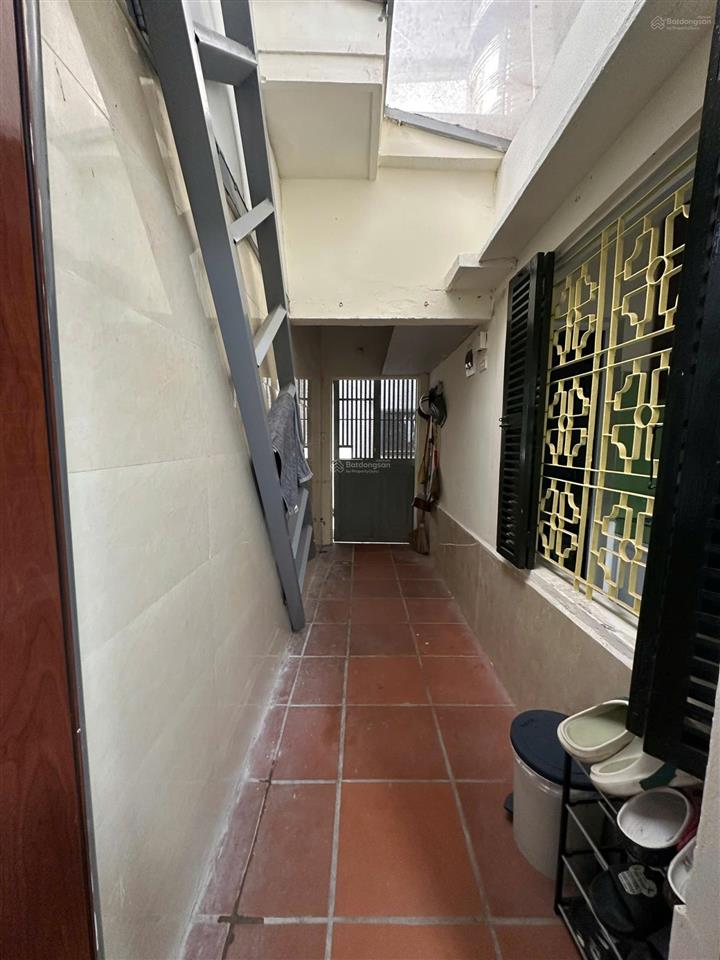 Chính chủ cho thuê căn hộ tập thể tầng 1 khu 2 tầng c10 mai động full đồ 7.5tr/tháng, 0936 456 ***