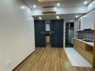 Cho thuê căn hộ tập thể mặt đường trường chinh 65m2 2 ngủ 1 wc 6.5tr/tháng