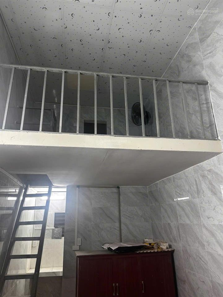 Chính chủ bán căn nhà 1 tầng tại ngõ 381 bạch mai sổ 23m2, thoáng trước sau