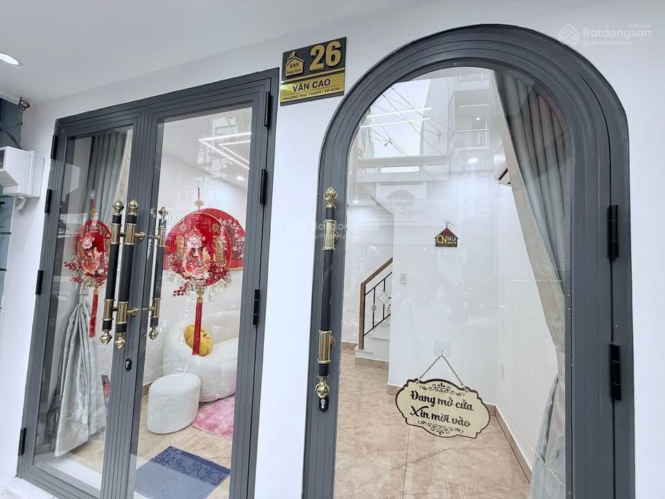 Siêu phẩm mặt tiền văn cao trệt 2 lầu nhà đẹp ngất ngây shr giá có 4 tỷ 150 cho vị trí kinh doanh