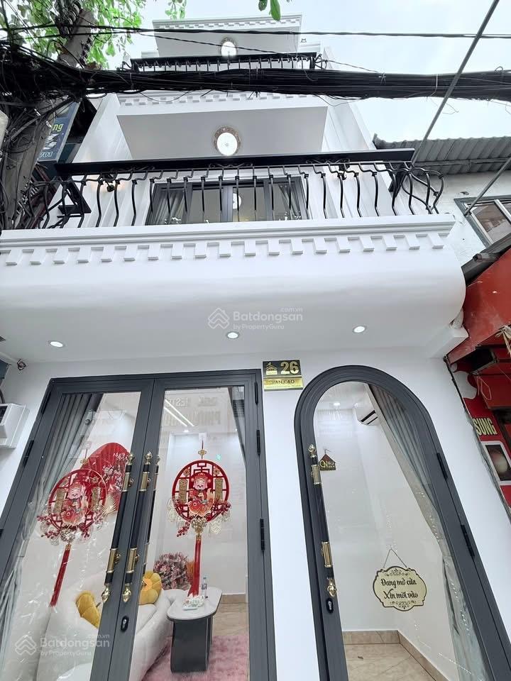 Siêu phẩm mặt tiền văn cao trệt 2 lầu nhà đẹp ngất ngây shr giá có 4 tỷ 150 cho vị trí kinh doanh