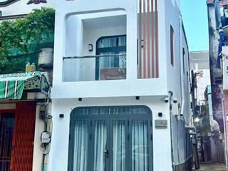 Bán nhà mặt tiền phan xích long q11 vị trí kinh doanh 3,6 nở hậu 4 m dài 20,3 m giá có hơn 1x tỷ