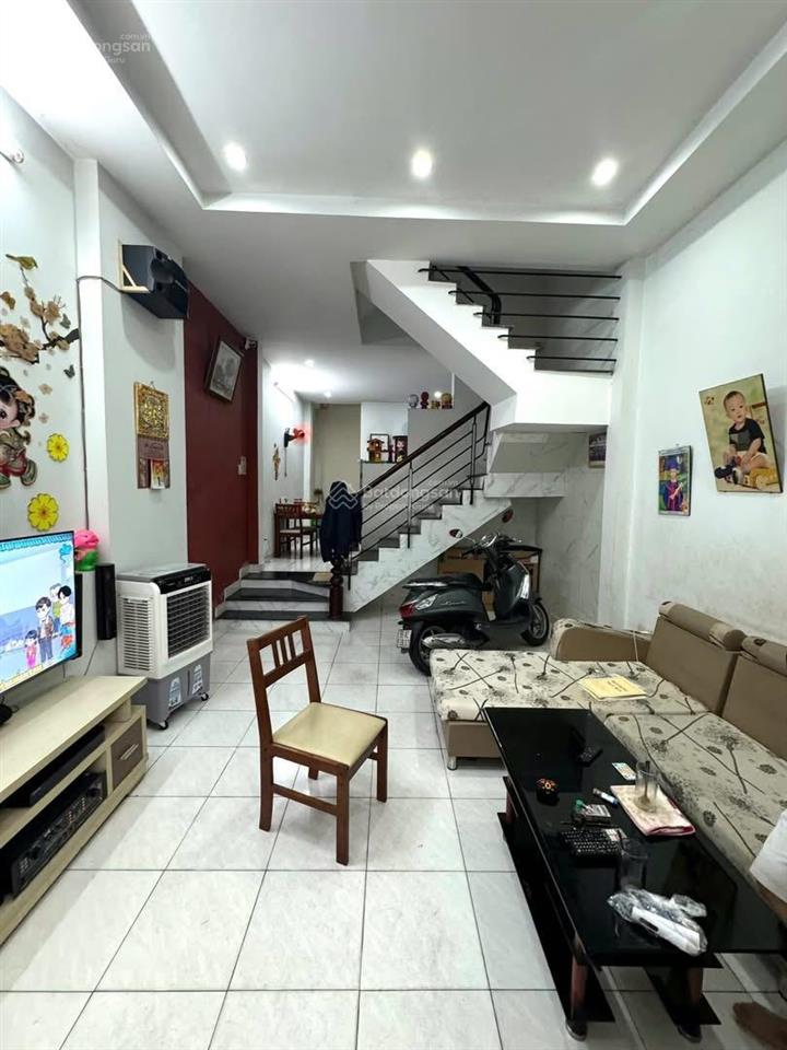 Sale sập sàn nhà 5 d bình tân 4* 14 m trệt 2 lầu sân thượng chốt 5,5 tỷ