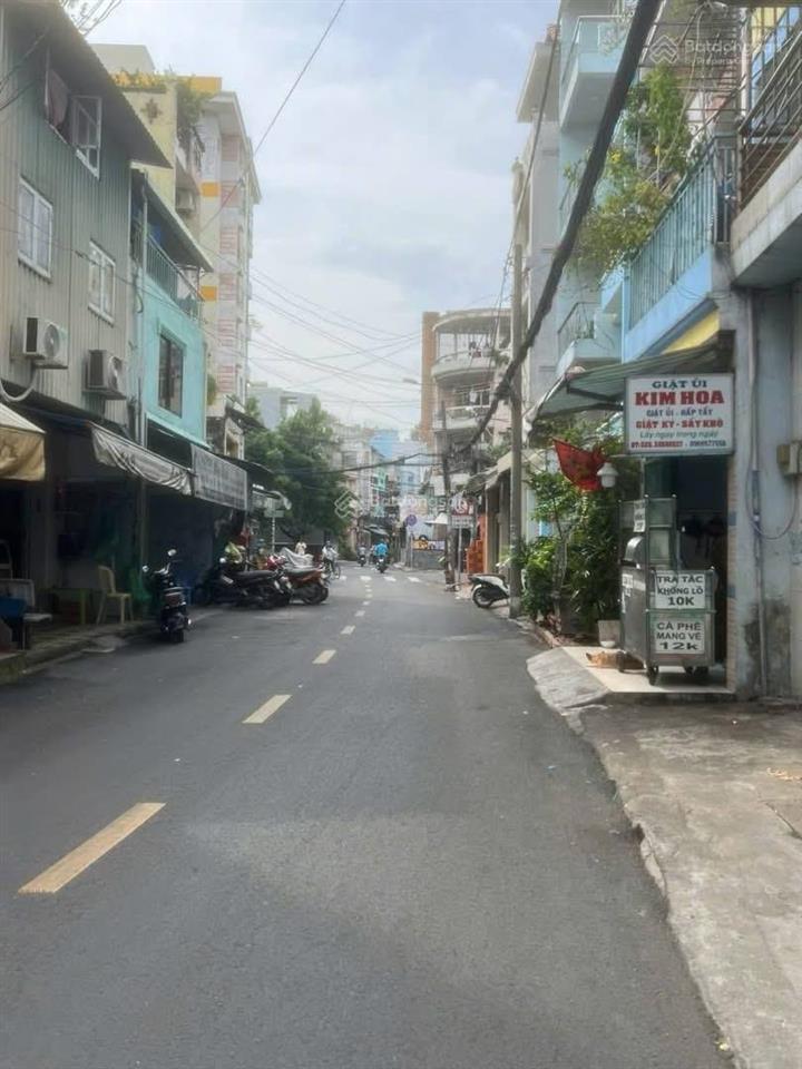 Bán nhà mặt tiền công chúa ngọc hân q11 nhà đẹp dt 3,24 m dài 16.2 m trệt 2 lầu sân thượng giá 9xxx