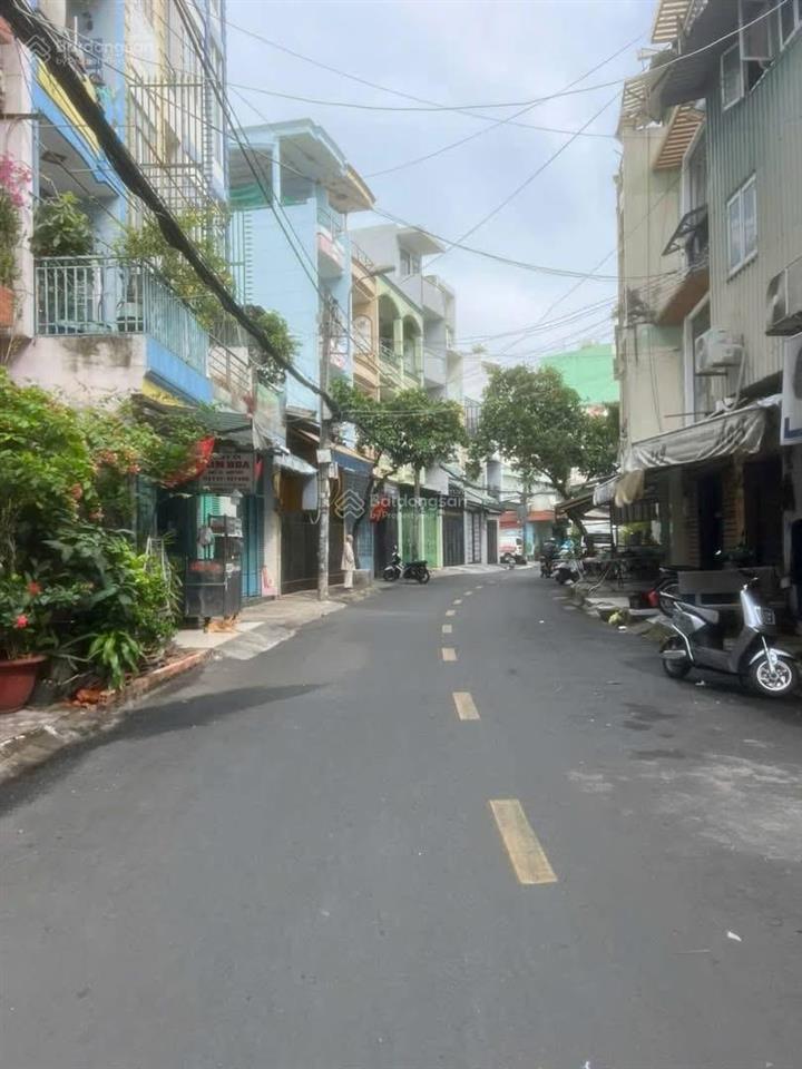 Bán nhà mặt tiền công chúa ngọc hân q11 nhà đẹp dt 3,24 m dài 16.2 m trệt 2 lầu sân thượng giá 9xxx