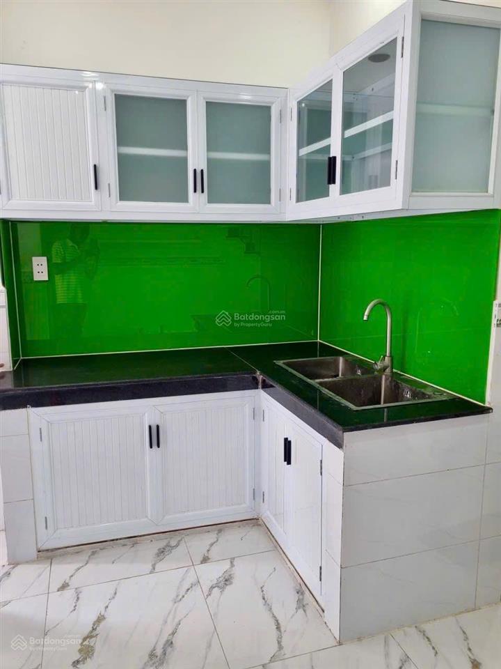Bán nhà căn góc hương lộ 2, bình tân dt 4 x 12m trệt 2 lầu hẻm 8 m thông đẹp giá tốt có 4 tỷ 5
