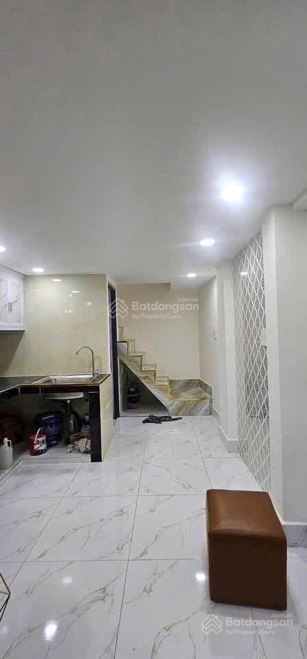 Cho thuê nhà nguyên căn hồng bàng q6 nhà đẹp trệt 3 lầu hẻm thông giá 10 tr tháng