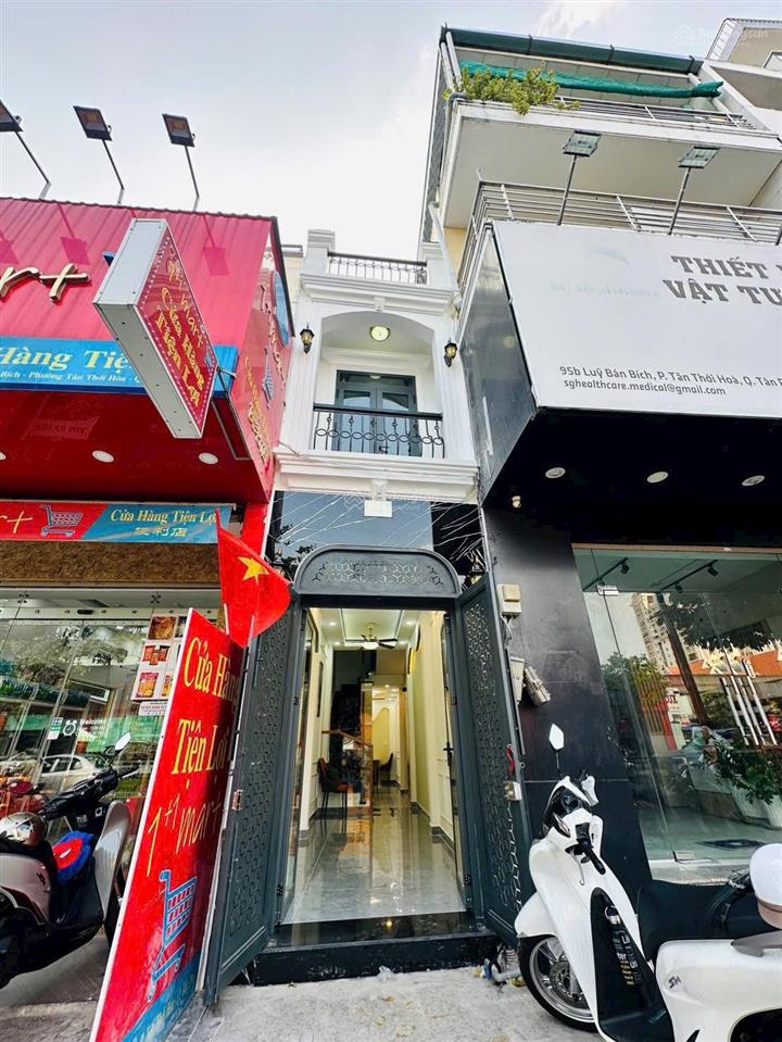 Bán nhà mặt tiền sung túc luỹ bán bích cực kì rẻ nhà đẹp xây lệch tầng 2 lầu st đúc thật giá 5tỷ950
