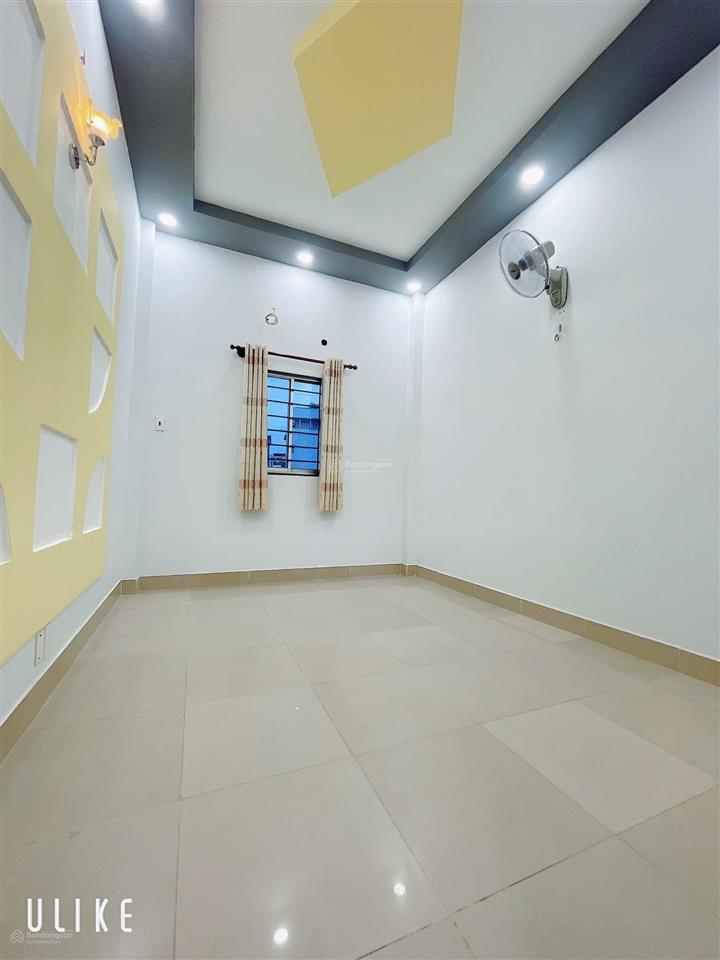 Bán nhà âu cơ q11 dt 3* 12 m trệt 2 lầu nhà đẹp shr giá cực rẻ có 5 ty950
