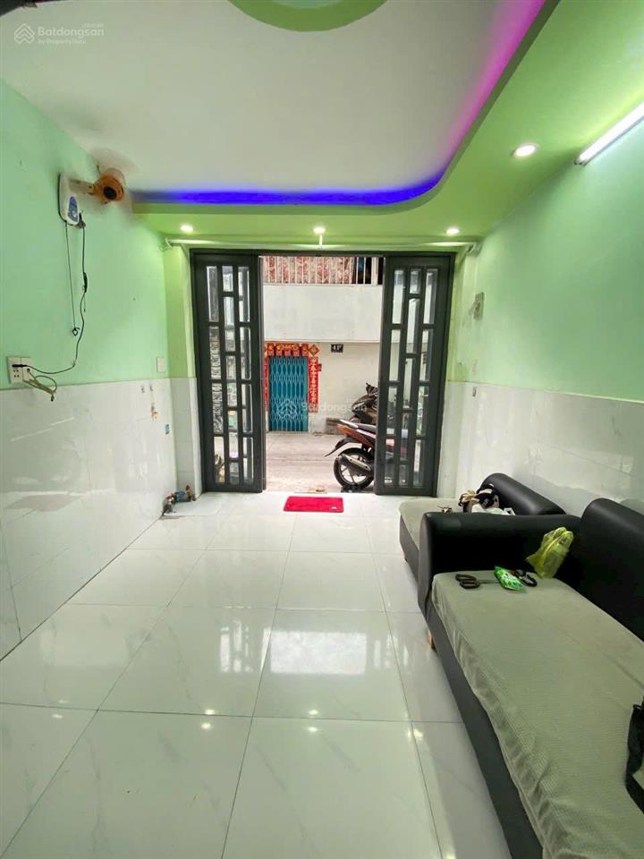 Bán nhà đội cung q11 vị trí đẹp hẻm 6 m thông trệt 2 lầu mà có 3,4 tỷ