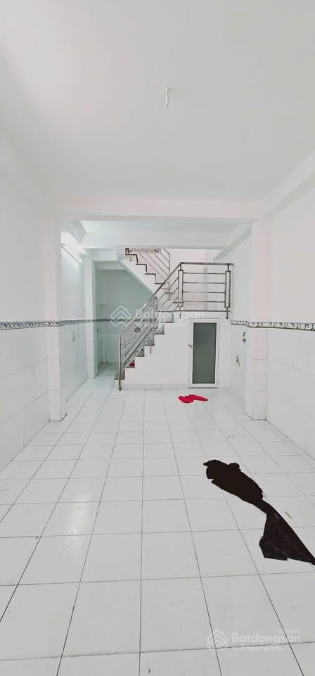 Hh 1%. bán nhà đẹp đặng minh khiêm q11. dt 3,1m x 9m trệt 3 lầu sát mt shr giá 4 tỷ9
