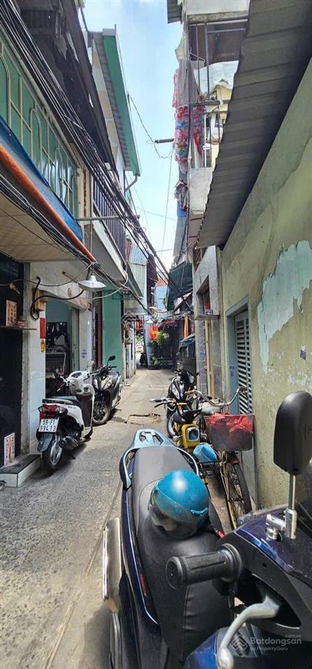 Bán nhà lê đại hành q11 shr trệt lầu nở hậu hẻm 3m thông giá 1 tỷ820 giá cực rẻ