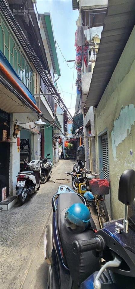 Bán nhà lê đại hành q11 shr trệt lầu nở hậu hẻm 3m thông giá 1 tỷ820 giá cực rẻ