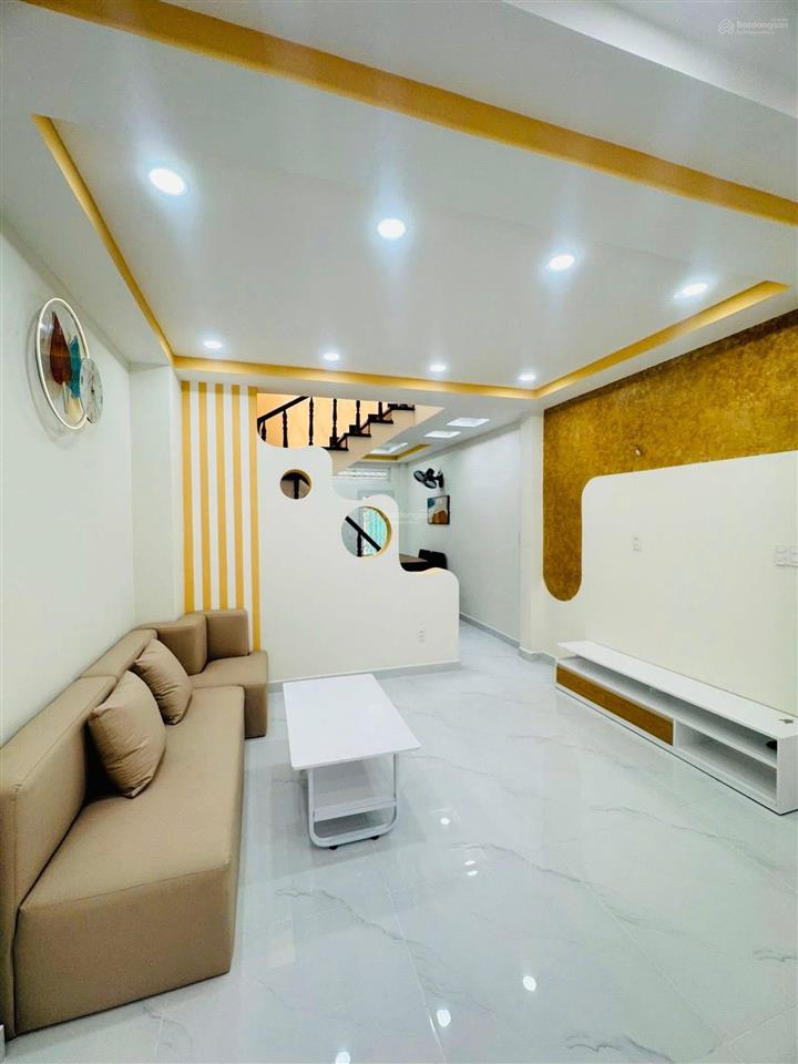 Bán căn nhà lý thánh tông hẻm 8m, 2 mt trước sau thoáng đẹp hiện đại kd sầm uất giá 6,38 tỷ