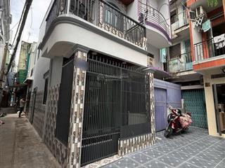 Bán nhà đường 100 bình thới quận 11 chia 2 căn dt 3m* 11,3 m nở hậu 6,5 m giá 4 tỷ 8 hẻm xe hơi