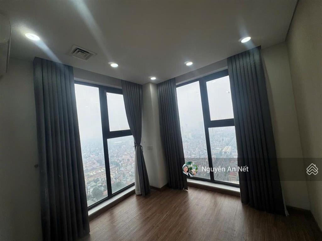 Bán căn hộ 76m2, 2pn, 2wc tại tòa chung cư ngã tư quang trung văn quán  hà đông nhỉnh 7 tỷ